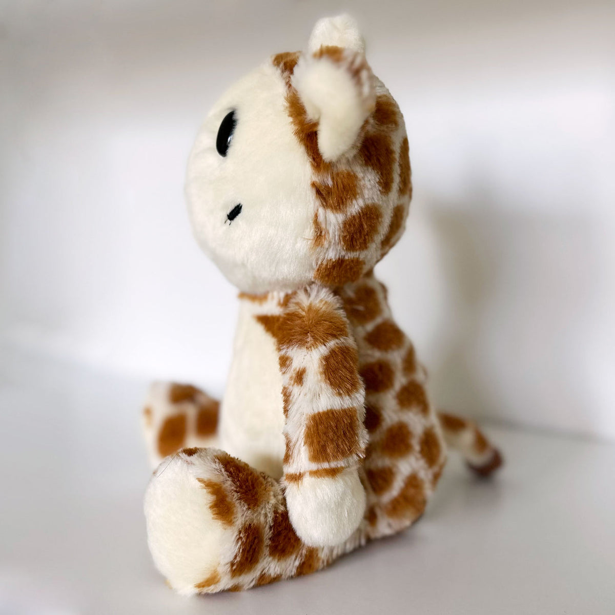 Stuart the Giraffe Stuffy